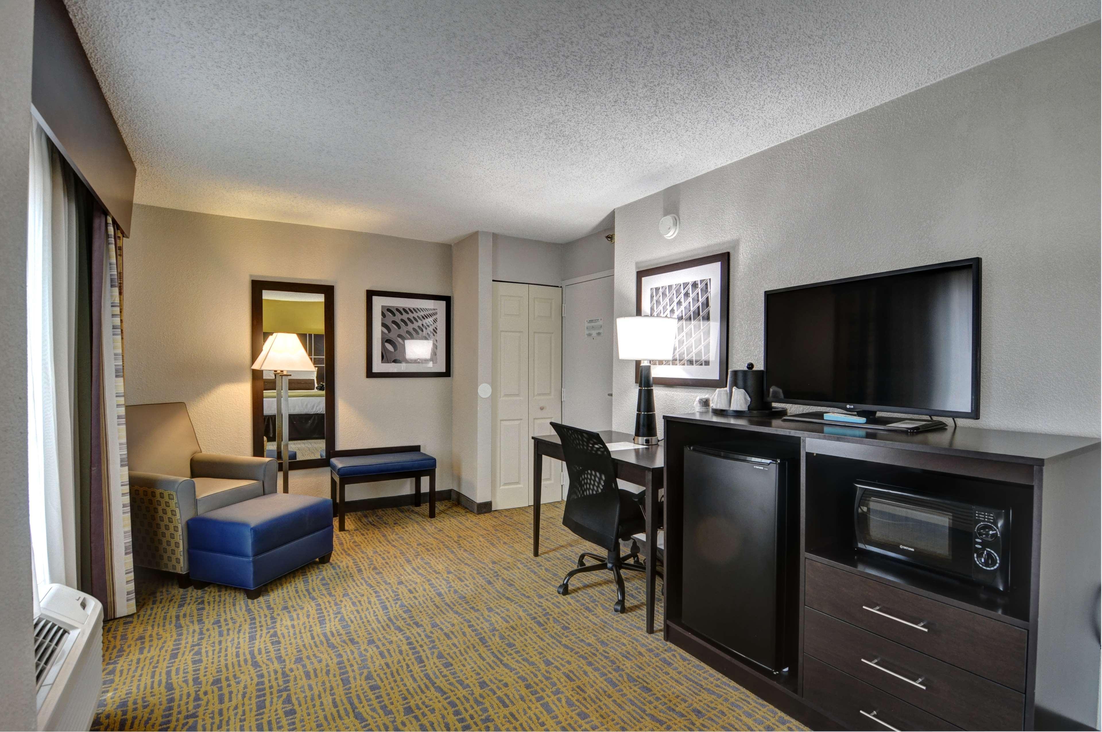 Best Western Plus Hanes Mall Winston-Salem Dış mekan fotoğraf